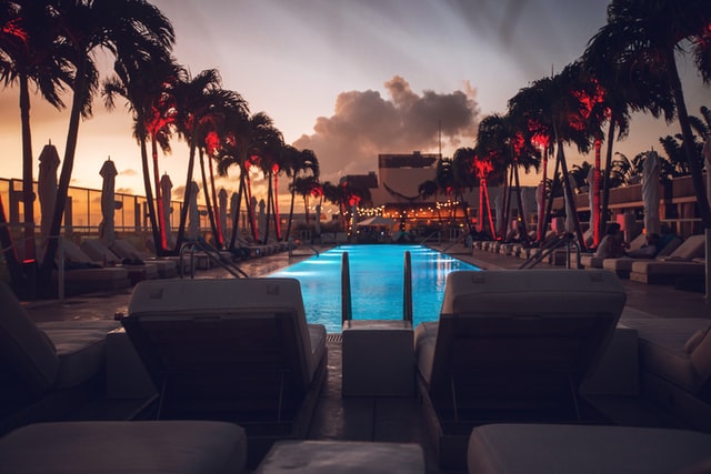 luxury desert resorts